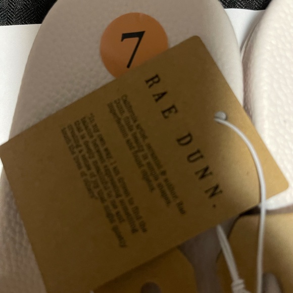 Rae Dunn sandal new - Picture 3 of 6